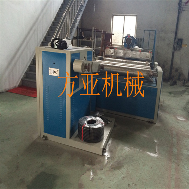 FTPE-1800型單螺桿小氣泡膜機(jī)